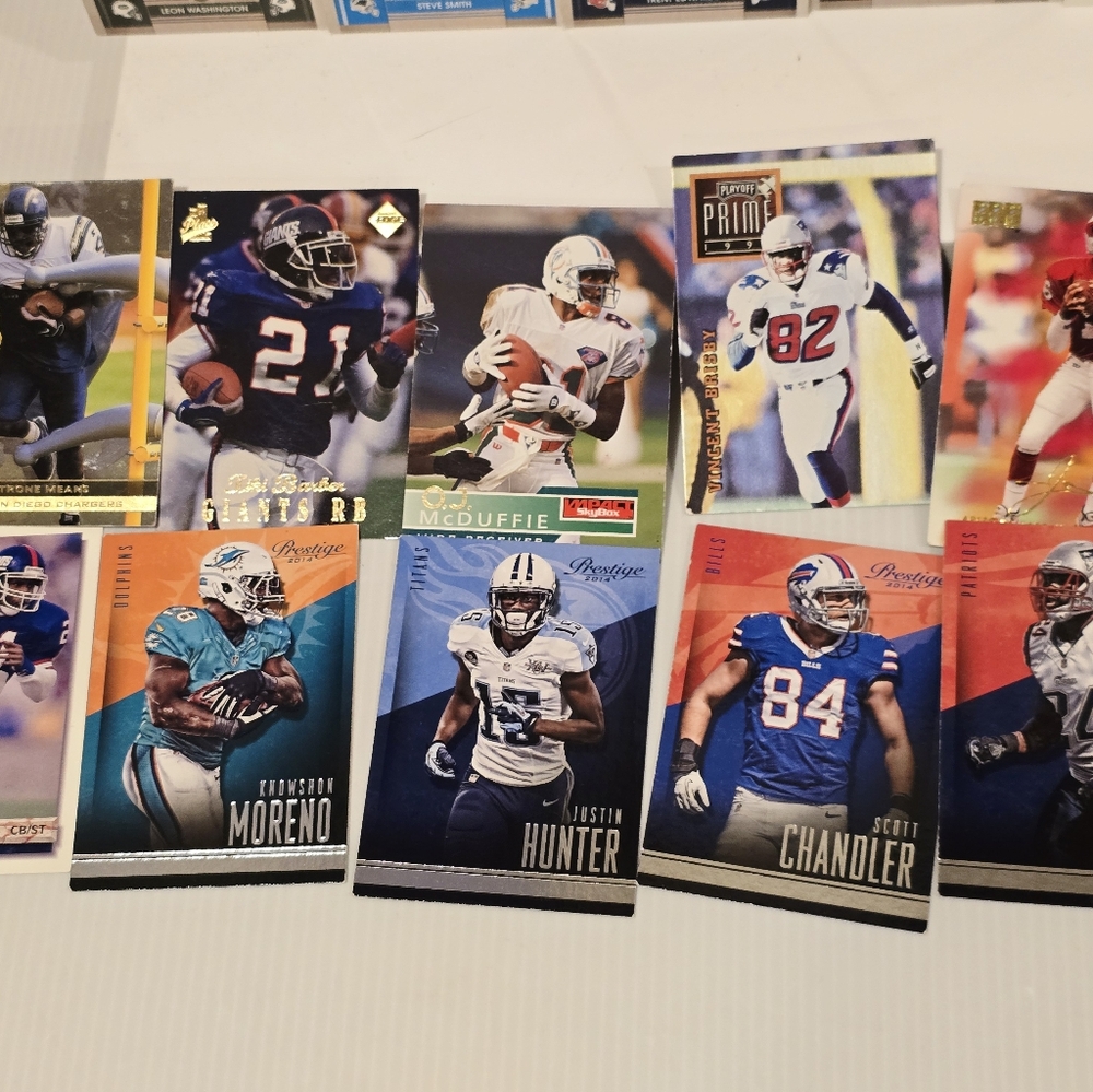 NFL Football Card Collection Set - Picture 6 of 16